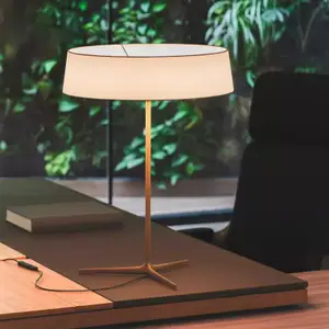 Дизайнерская настольная лампа с абажуром SOLARA by Romatti