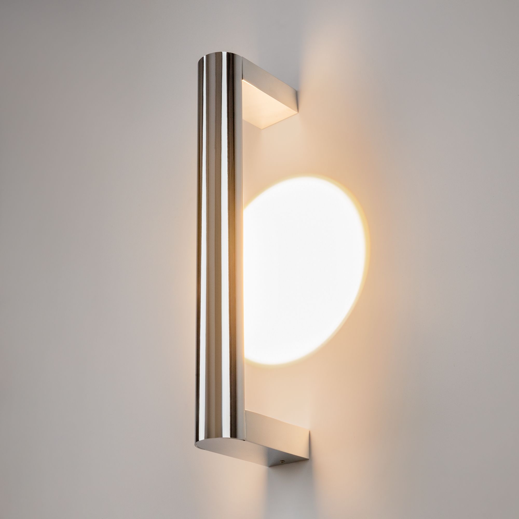 Настенный светильник (бра) Theorema Modern