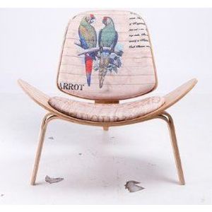 Parrot chair by Romatti