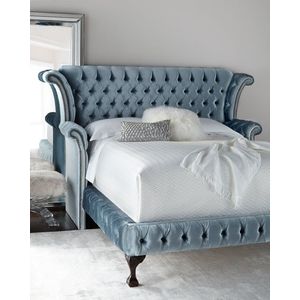 Кровать двуспальная с мягким изголовьем 180х200 см голубая Teomo