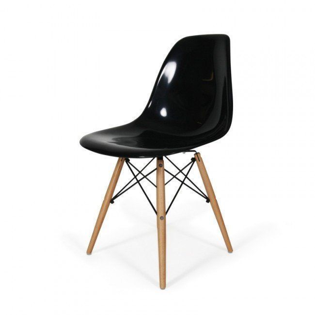 DSW chair by Romatti