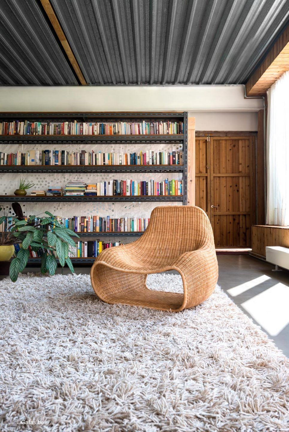 SNUG INDOOR chair by Feelgood Designs