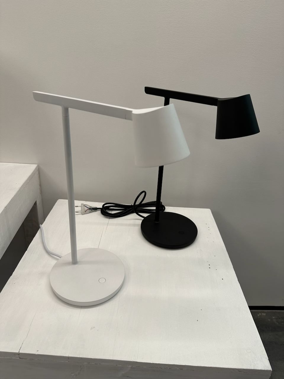 Table lamp REARDON by Romatti
