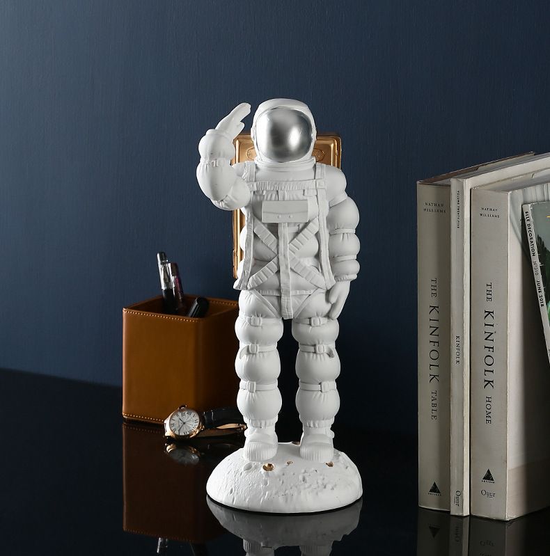 Designer figurine ASTRONAUT by Romatti