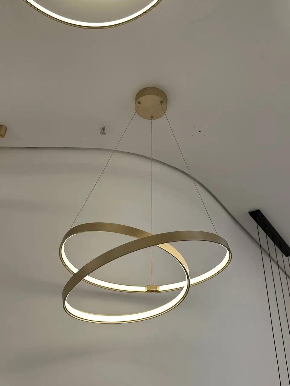 AVALDA chandelier by Romatti