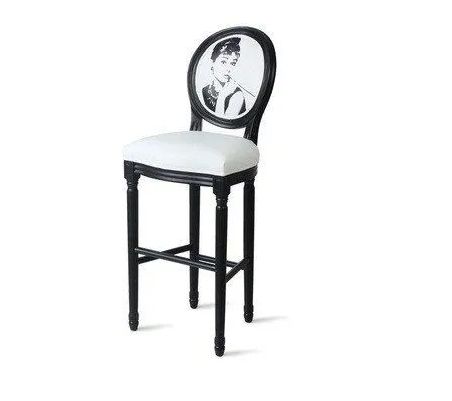 Hollywood bar stool by Romatti