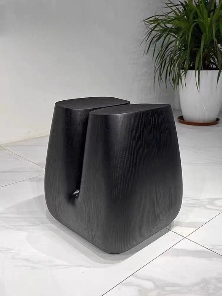 U-FORM stool by Romatti