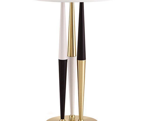 Owikeno Table lamp by Romatti