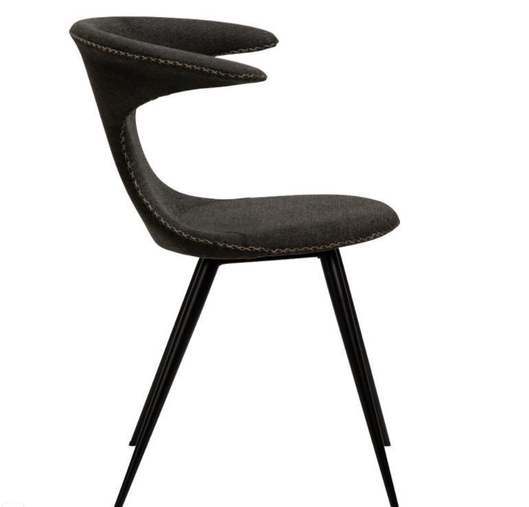 FLAIR DINING chair by Dan Form